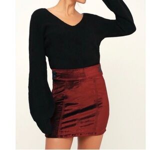 Free People Retro Wine Red Crushed Velvet Mini Skirt. Size 28.